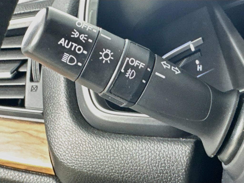 Used 2022 Honda CR-V EX image 15