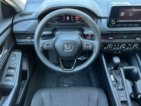Used 2023 Honda Accord EX image 15
