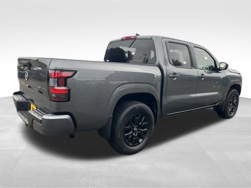 Used 2023 Nissan Frontier SV w/ Tow Package image 8