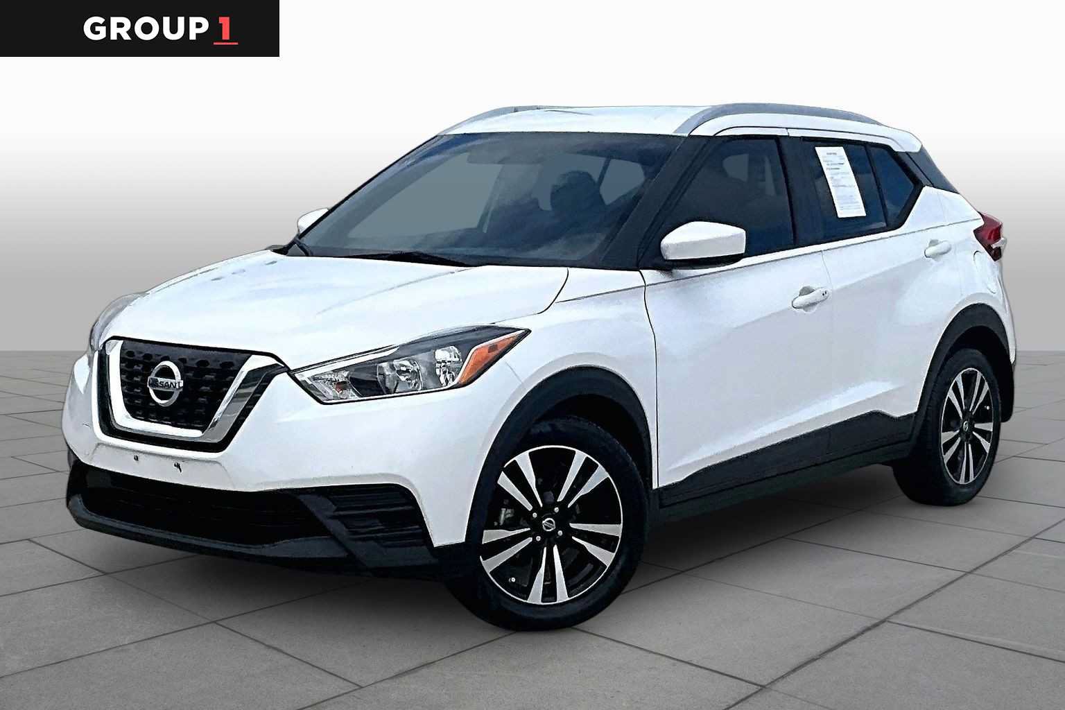 Used 2019 Nissan Kicks SV FWD image 1