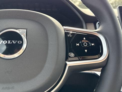 New 2026 Volvo XC90 B5 Plus image 25