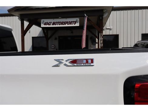 Used 2020 GMC Sierra 1500 SLE w/ SLE Value Package AWD/4WD image 50