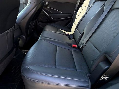 Used 2017 Hyundai Santa Fe Sport image 7