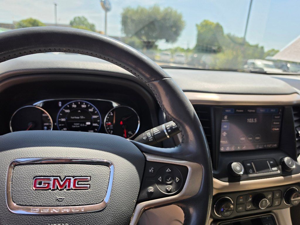 Used 2021 GMC Acadia Denali w/ Trailering Package AWD/4WD image 9