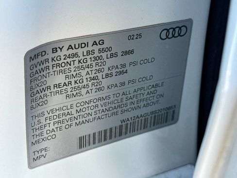Used 2025 Audi Q5 Premium Plus w/ Premium Plus AWD/4WD image 25
