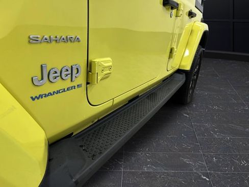 Used 2023 Jeep Wrangler Unlimited Sahara w/ Cold Weather Group image 34