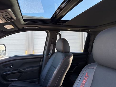 Used 2024 Nissan Titan PRO-4X w/ Pro-4x Convenience Package image 37