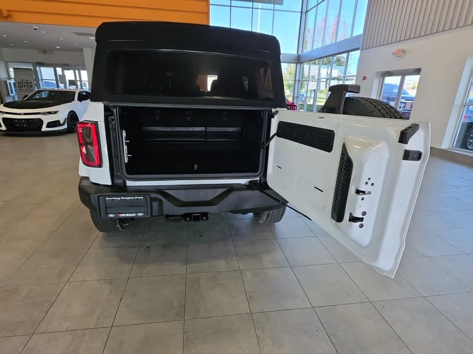 Used 2022 Ford Bronco Outer Banks AWD/4WD image 10