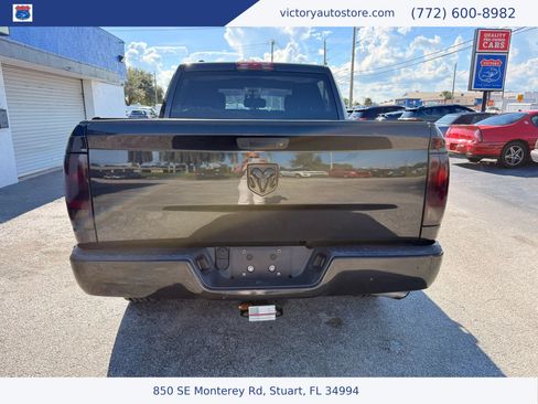 Used 2017 RAM 1500 Express w/ Black Ram 1500 Express Group RWD image 7