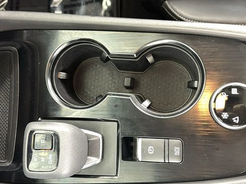 Used 2023 Nissan Rogue SV w/ SV Premium B Package image 29