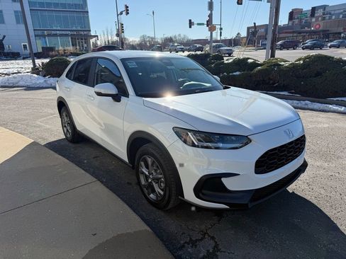 New 2026 Honda HR-V LX image 3