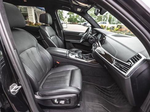 Used 2021 BMW X7 M50i w/ Executive Package AWD/4WD image 35
