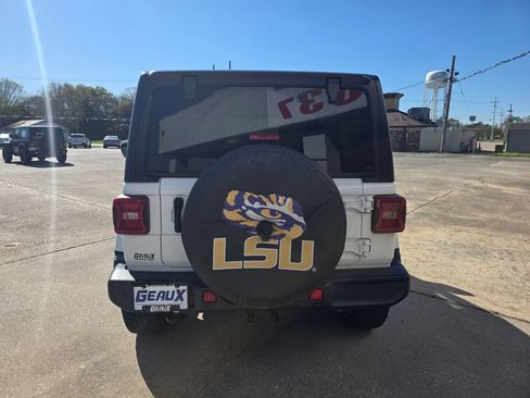 Used 2022 Jeep Wrangler Unlimited Sahara w/ LED Lighting Group image 5