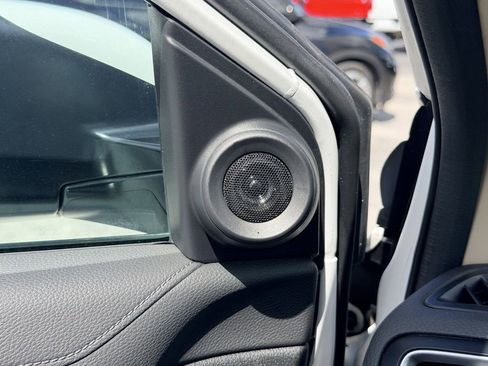 Used 2021 Honda CR-V Touring image 23