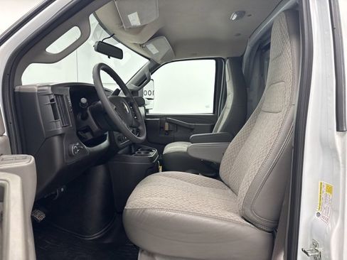 New 2025 Chevrolet Express 3500 w/ Power Convenience Package image 21