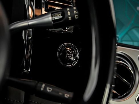 Used 2016 Rolls-Royce Wraith RWD image 29