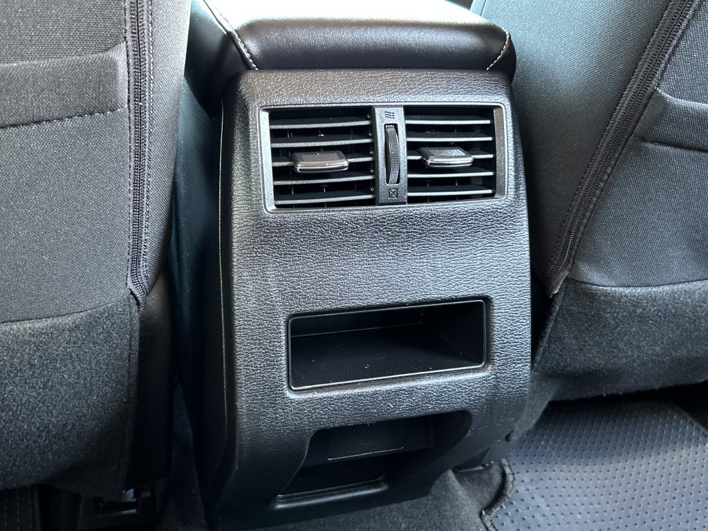 Used 2025 Mitsubishi Outlander ES AWD/4WD image 18
