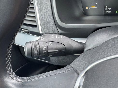 Used 2018 Volvo XC90 T5 Momentum w/ Convenience Package image 20