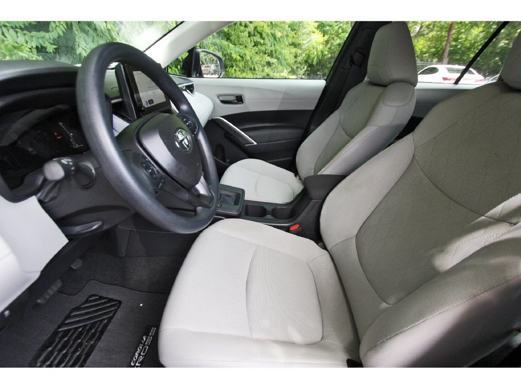 Used 2026 Toyota Corolla Cross L FWD image 13