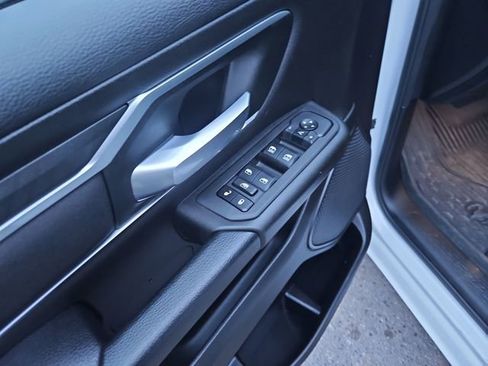 Used 2025 RAM 1500 Big Horn AWD/4WD image 15