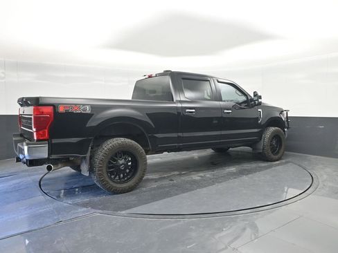 Used 2022 Ford F250 XLT w/ XLT Premium Package image 15