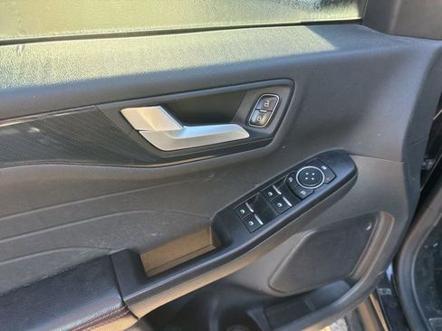 Certified 2023 Ford Escape ST-Line w/ Tech Pack #1 image 9