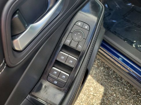 Used 2024 Nissan Rogue SL w/ SL Premium Package FWD image 14
