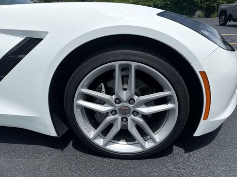 Used 2019 Chevrolet Corvette Stingray Coupe w/ 2LT Preferred Equipment Group RWD image 10