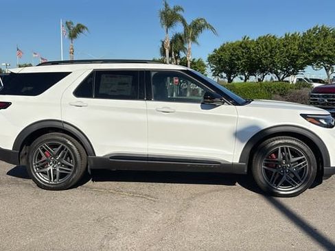 New 2026 Ford Explorer ST w/ Sun And Sound Package AWD/4WD image 2
