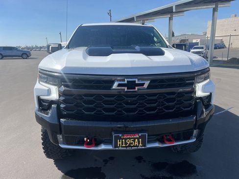 Used 2023 Chevrolet Silverado 1500 ZR2 w/ Technology Package image 2