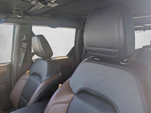 Used 2024 Ford Bronco Outer Banks AWD/4WD image 15