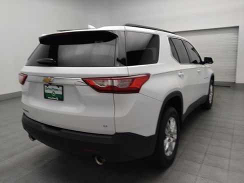 Used 2020 Chevrolet Traverse LT image 9