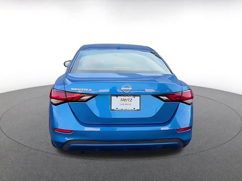 Used 2025 Nissan Sentra SV FWD image 10