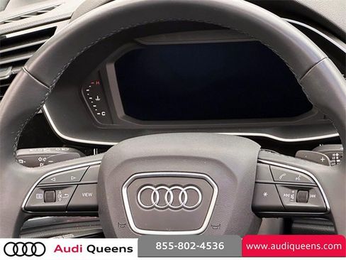 Certified 2022 Audi Q3 2.0T Premium w/ Convenience Package image 18