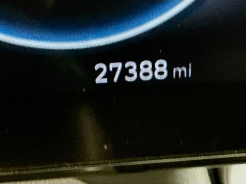 Used 2025 Hyundai Elantra SEL image 19