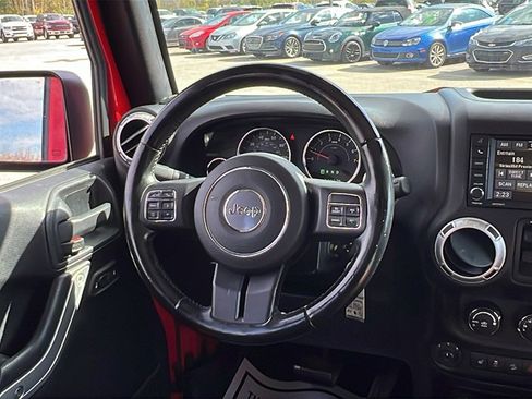 Used 2016 Jeep Wrangler Unlimited Sahara w/ Dual Top Group image 13