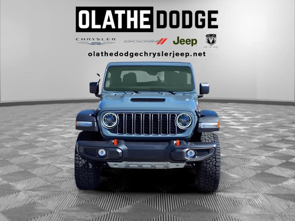 Used 2026 Jeep Gladiator Mojave AWD/4WD image 32