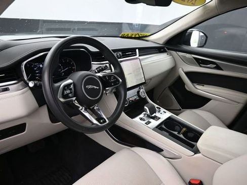 Used 2023 Jaguar F-PACE R-Dynamic S AWD/4WD image 18