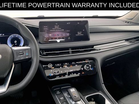 Certified 2025 INFINITI QX60 Luxe FWD image 8