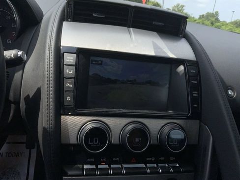 Used 2015 Jaguar F-TYPE Coupe RWD image 24