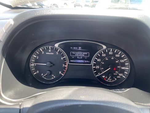 Used 2017 Nissan Pathfinder SL w/ SL Premium Package AWD/4WD image 16