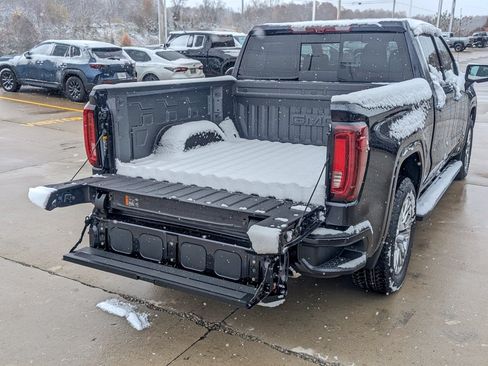 New 2026 GMC Sierra 1500 Denali w/ Technology Package AWD/4WD image 14