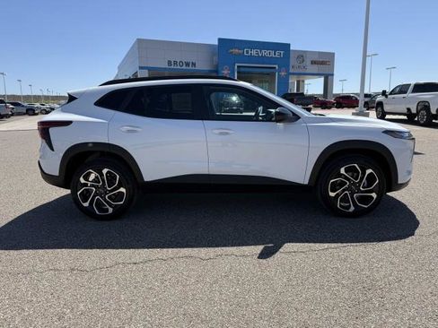 New 2026 Chevrolet Trax RS image 10