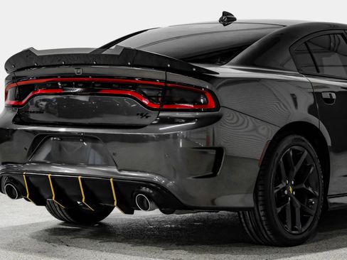 Used 2020 Dodge Charger R/T w/ Plus Group RWD image 13
