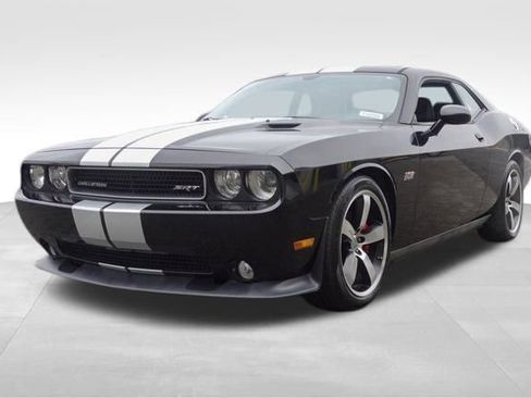 Used 2013 Dodge Challenger SRT8 w/ Harman Kardon Audio Group image 8