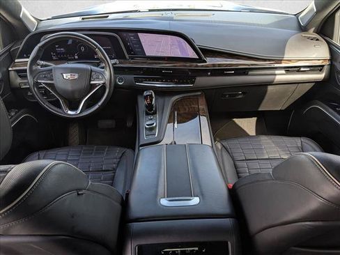 Used 2022 Cadillac Escalade ESV Sport Platinum w/ LPO, ONYX Package AWD/4WD image 14