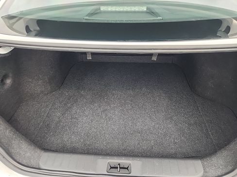 Used 2022 Nissan Sentra SR w/ SR Premium Package FWD image 33