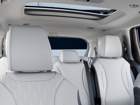 New 2026 Kia Carnival SX w/ SX Dark Edition Package image 27