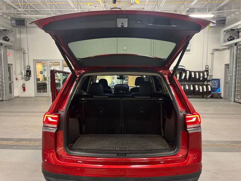Certified 2023 Volkswagen Atlas SEL image 5