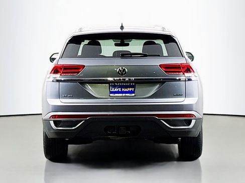 Used 2023 Volkswagen Atlas Cross Sport SE image 6